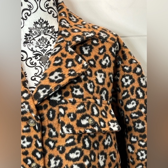 Simply Southern Shacket Womens XL Leopard Print Fuzzy Pockets Poly Versatile - Picture 4 of 15